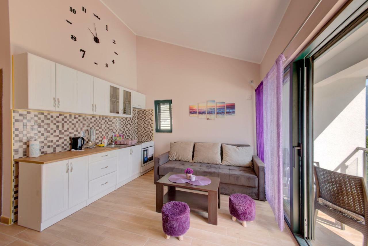 Fortress View Apartment โกตอร์ ภายนอก รูปภาพ
